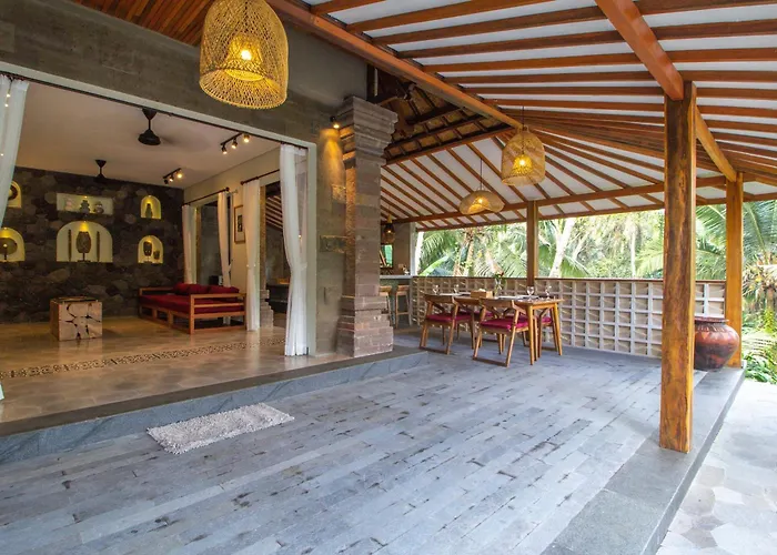 Villa Mekar *